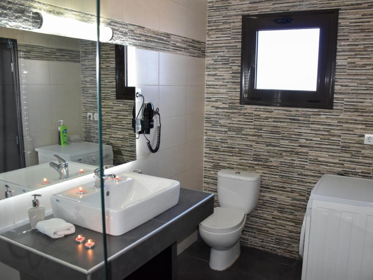 Madares Apartments Anopolis Sinoikismos Kambos Buitenkant foto