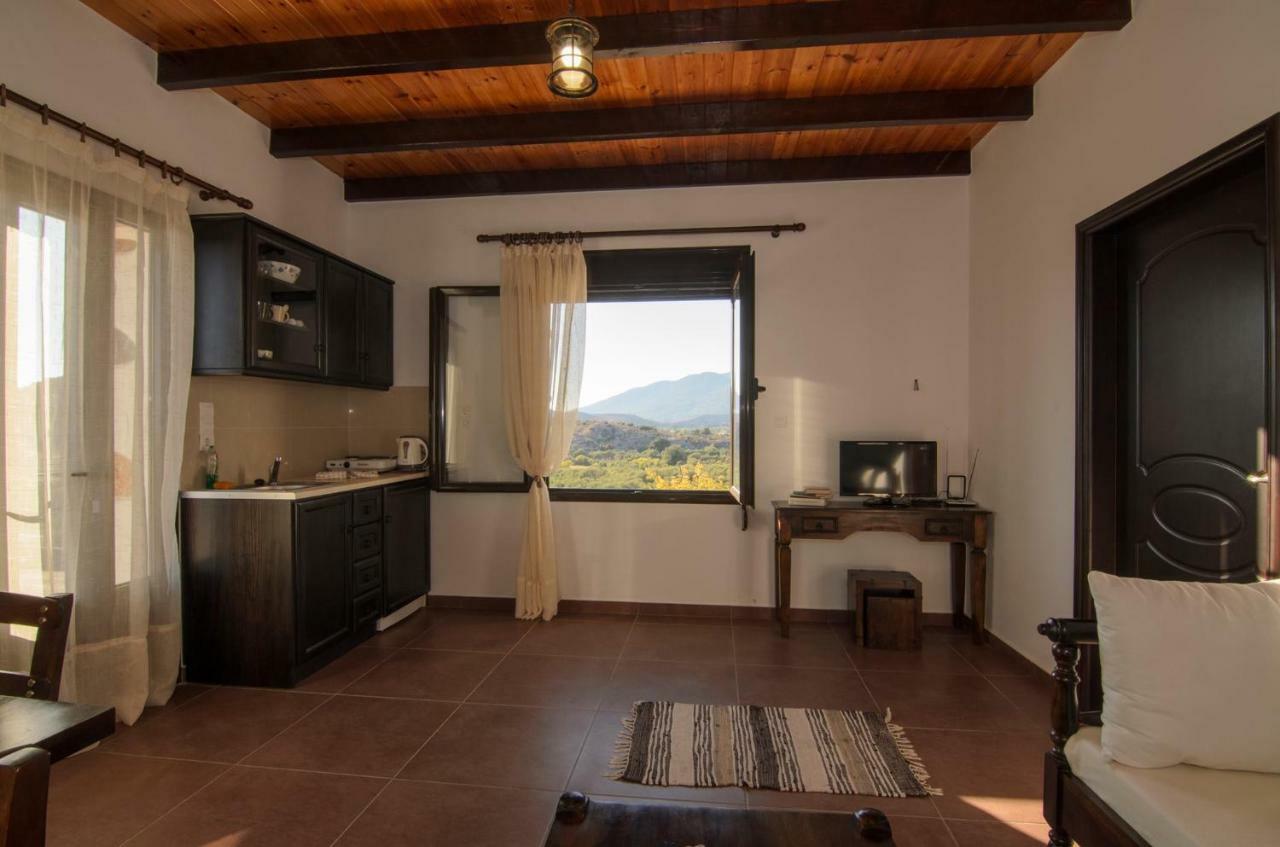 Madares Apartments Anopolis Sinoikismos Kambos Buitenkant foto