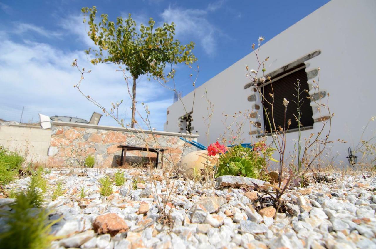 Madares Apartments Anopolis Sinoikismos Kambos Buitenkant foto